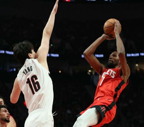 吉鲁梅开二,度追平亨利,纪录,体彩皇冠彩票网,体育彩票,皇冠彩票网,足球彩票,篮球彩票,官方网站