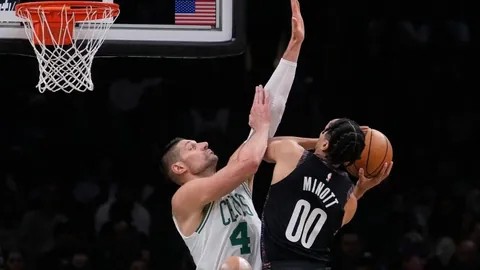 国际友谊赛巴西对决克罗地亚，内含比分详情