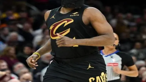 大乐透期号专家推荐：4胜3分析，主场能否回勇